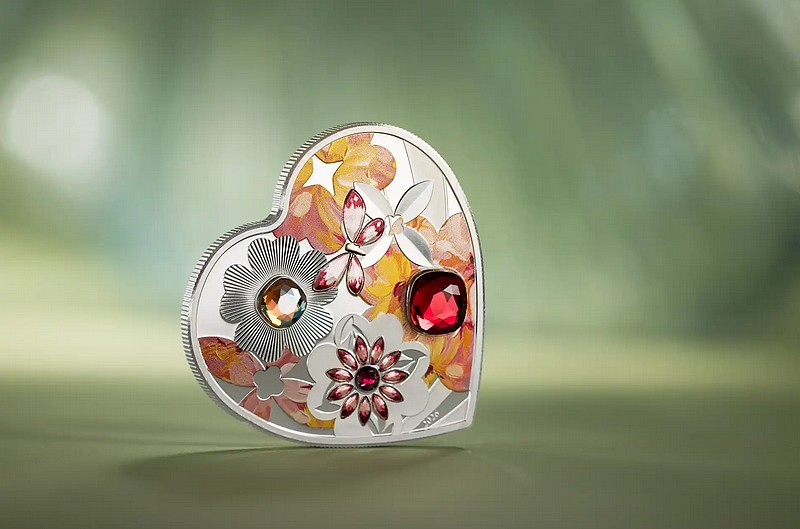 DÁREK Z LÁSKY BRILANTNÍ LÁSKA ve tvaru srdíčka Brilliant Love Blossom – 1 oz stříbrná mince