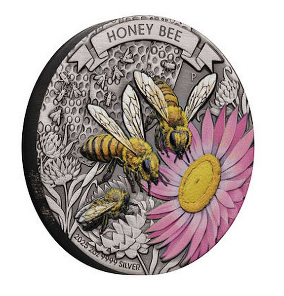 VČELA MEDONOSNÁ coin Honey Bee Antiqued Coloured – 2 oz stříbrná mince